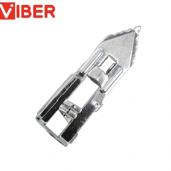 Hollow wall plug